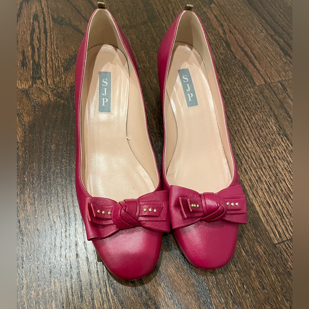 Very comfortable SJP pumps